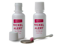 Test op aanwezigheid van nikkel, roze betekent dat er nikkel in zit